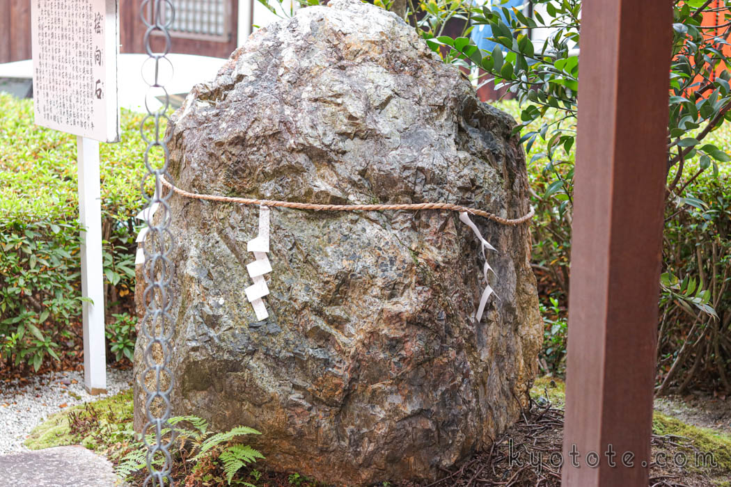 安産祈願で有名な三嶋神社