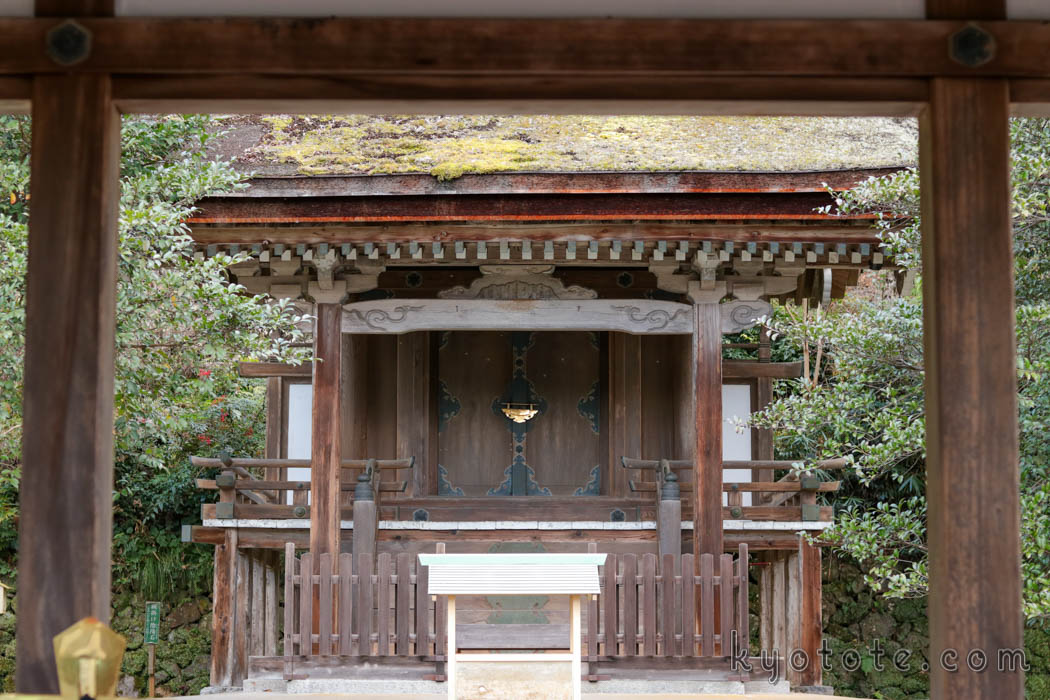 安産祈願で有名な月読神社